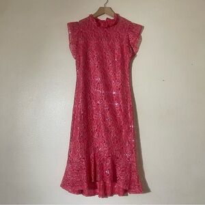 Chic Pink Lace Midi Dress